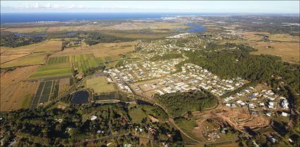 Parklakes Estate - Bli Bli - QLD 2014 T  (PBH4 00 17550)